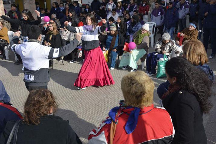 El evento fue organizado por la residencia de larga estadía para mayores Mama Antula