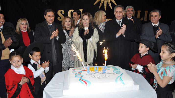 Sol de Julio celebroacute su aniversario con inauguracioacuten de obras y viviendas