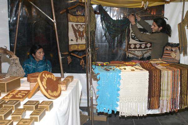 Esta tarde inauguraraacuten la Carpa de Artesanos en Las Chismosas