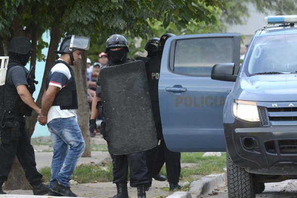 En el crimen de Cococho los  dos bandos habriacutean usado armas