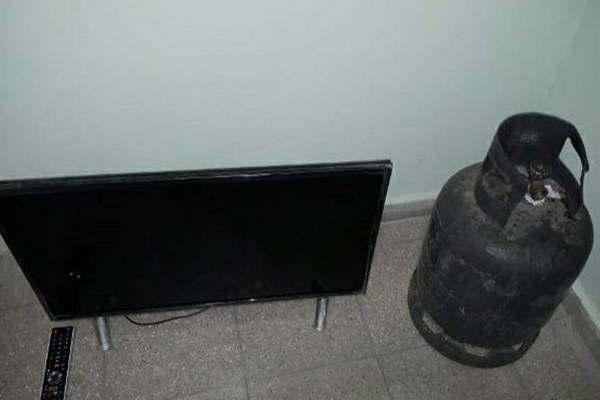 Aprehenden al conocido Dibu Almaraz y esclarecen varios robos 