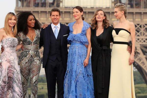 Tom Cruise transformoacute Pariacutes en escenario de accioacuten con Misioacuten Imposible 6