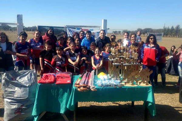 Se desarrolloacute con gran asistencia  el Torneo de Hockey Infantil Seven