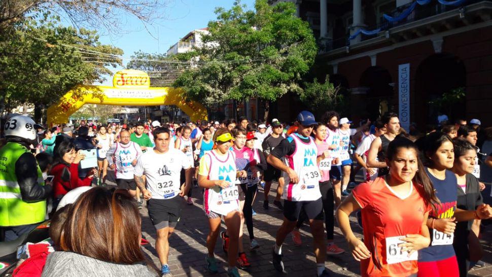 Video  Se corrioacute la cuarta edicioacuten del Maratoacuten Dos Ciudades