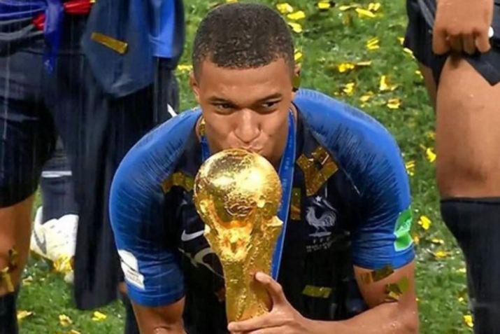 Miraacute las mejores imaacutegenes de la coronacioacuten de Francia