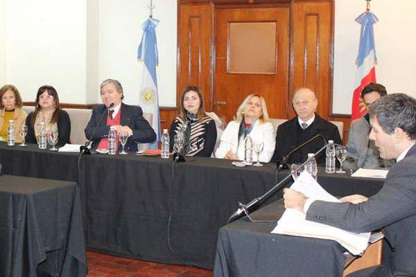 Durante la feria de invierno continuaraacute el juicio poliacutetico contra el fiscal aacutelvaro Ruiz