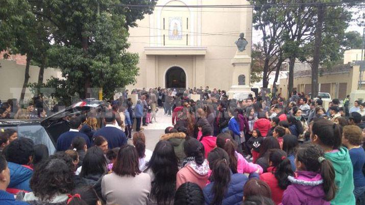 VIDEO  Felipe Jaime fue despedido por decenas de seres queridos