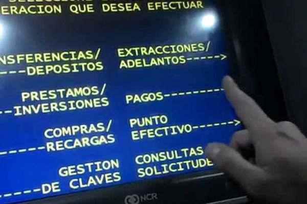 Empleados de la Administracioacuten Puacuteblica cobraraacuten el 3007