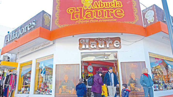 Cuatro locales en el corazoacuten de la ciudad termal