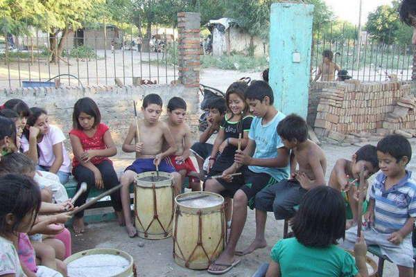 La Sala Pocha Ramos seraacute homenajeada en la Marcha de los Bombos
