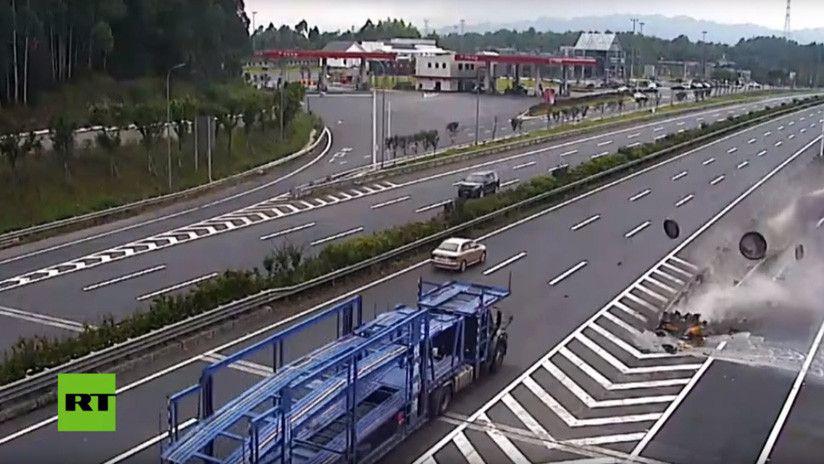 Violento choque en una carretera de China