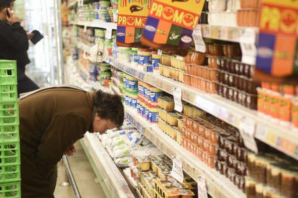 Ventas en supermercados y en los centros de compra subieron entre 36 y 12-en-porciento-
