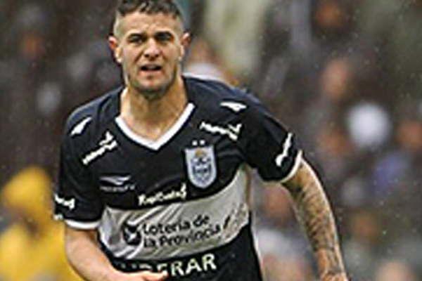 El delantero Pablo Vegetti finalmente recaloacute en Instituto