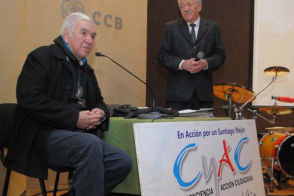 Con un ensamble orquestal Conciencia y Accioacuten Ciudadana homenajeoacute a Juan Carlos Carabajal