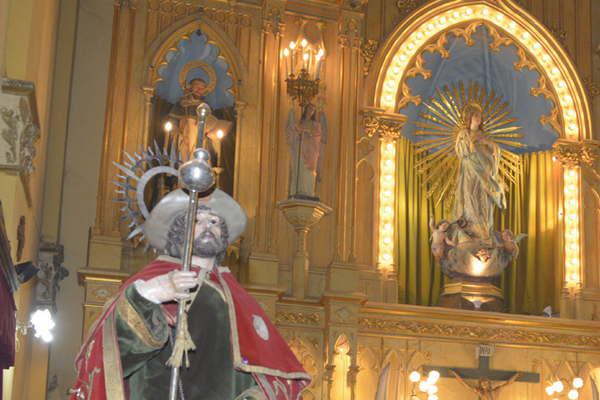 Fiesta de San Francisco y Santiago Apoacutestol 