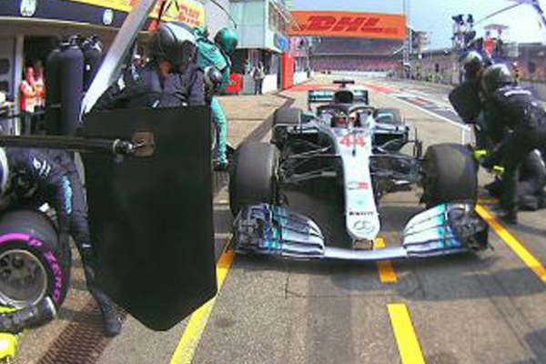 Lewis Hamilton se las ingenioacute y ganoacute el Gran Premio de Alemania