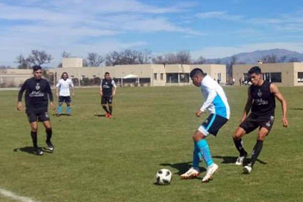 Central Coacuterdoba cayoacute ante Gimnasia de Jujuy  