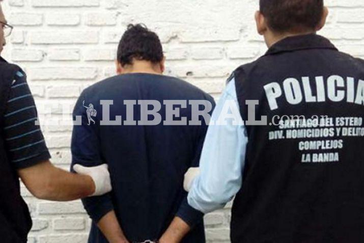El sospechoso fue detenido por efectivos policiales de la Comisaría 15