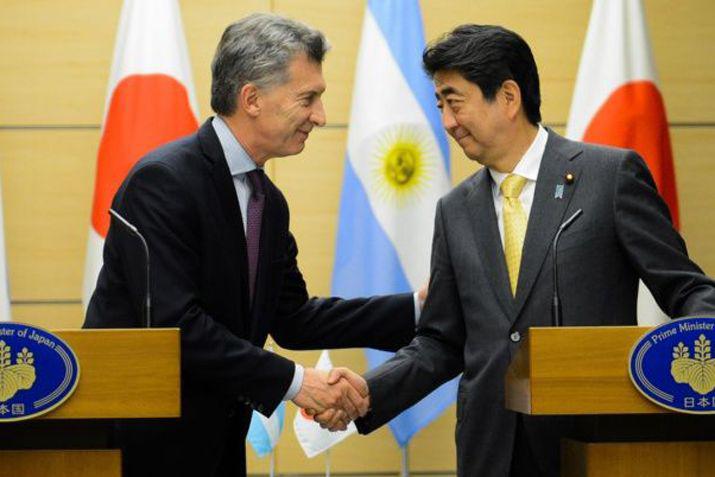 Mauricio Macri junto al primer ministro de Japón Shinzo Abe