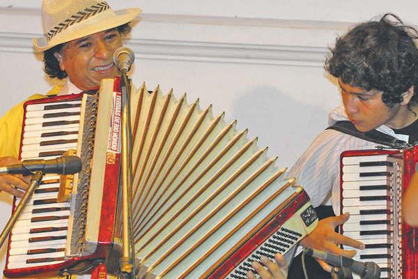 La guaracha se haraacute oiacuter en los festejos de Santiago