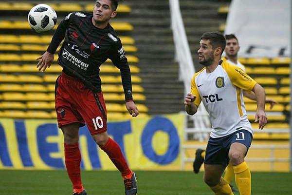 Coloacuten superoacute a Rosario Central en el Gigante