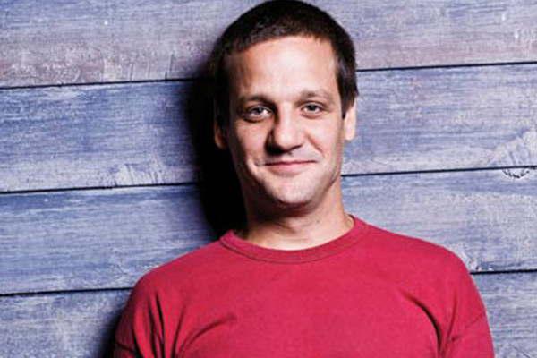 El actor Rodrigo de la Serna seraacute papaacute luego de 16 antildeos 