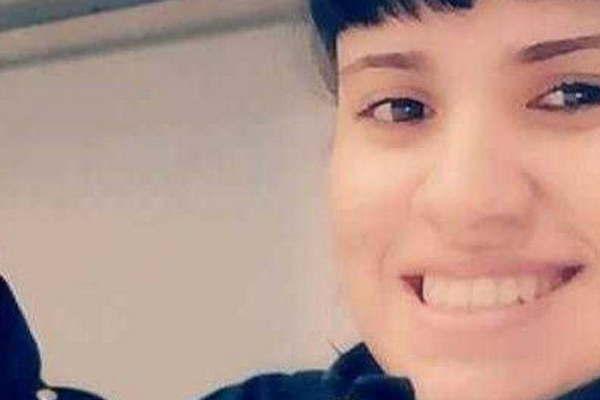 Balearon en el cuello a una oficial con su arma reglamentaria en un asalto 