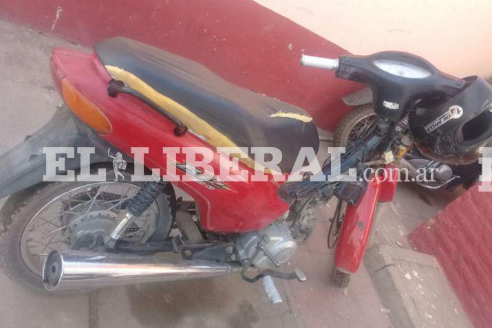 La moto sustraída fue recuperada por el personal de la Comisaría Comunitaria N 5 para ser devuelta a su dueña
