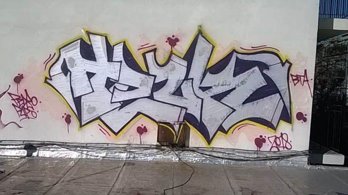 Lo confundieron con un ladroacuten y lo mataron mientras pintaba un graffiti