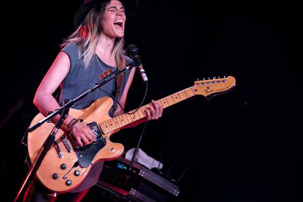 Lula Bertoldi- Abarcamos la muacutesica como un lenguaje