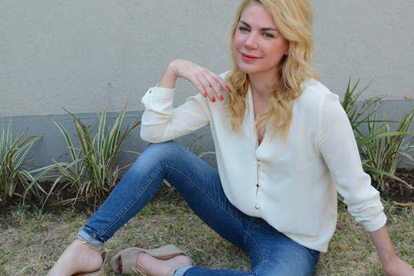 Esmeralda Mitre al Bailando por un Suentildeo 