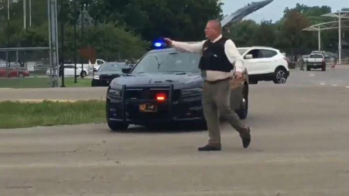 Tiroteo y paacutenico en el hospital de una base militar en Ohio