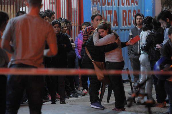 Solitario motociclista asesinoacute al duentildeo de un taller mecaacutenico