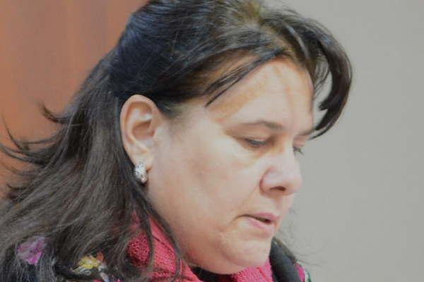 Purgaba condena en suspenso y lo espera otro juicio por apalear a otra nov