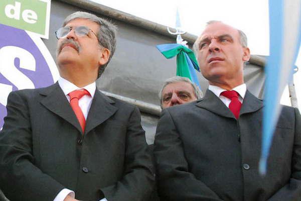 El pueblo santafesino de Claudio Uberti le quitoacute el tiacutetulo de Hueacutesped de honor