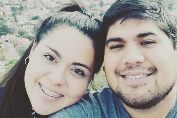 Heroico rescate de una beba que cayoacute a una boca de tormenta- todo quedoacute filmado