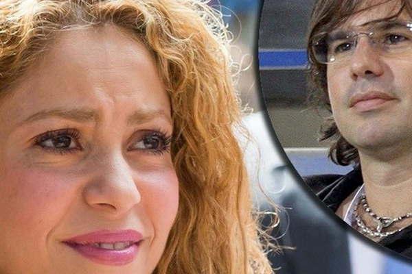 Shakira confesoacute por un error de caacutelculos que le fue infiel a Antonito 