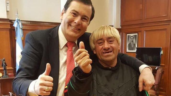 Coo el guarachero visitoacute al gobernador Zamora