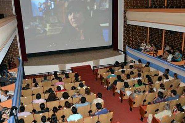 La otra piel El amor menos pensado y Mi obra maestra en el Renzi