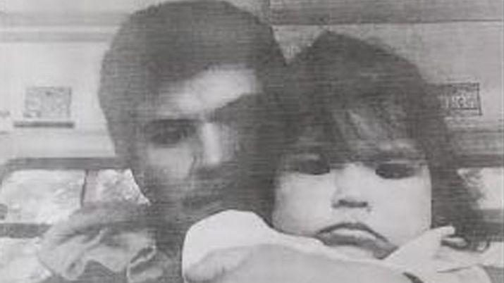 Desesperada bsqueda de un padre y su hija de 10 meses