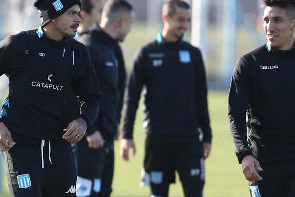 El Chacho Coudet pondraacute a su tridente ante Veacutelez 