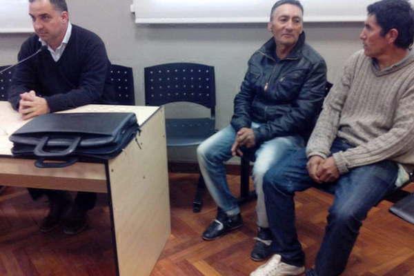 Fijaron quince diacuteas de detencioacuten para 3 primos por el crimen de Pila