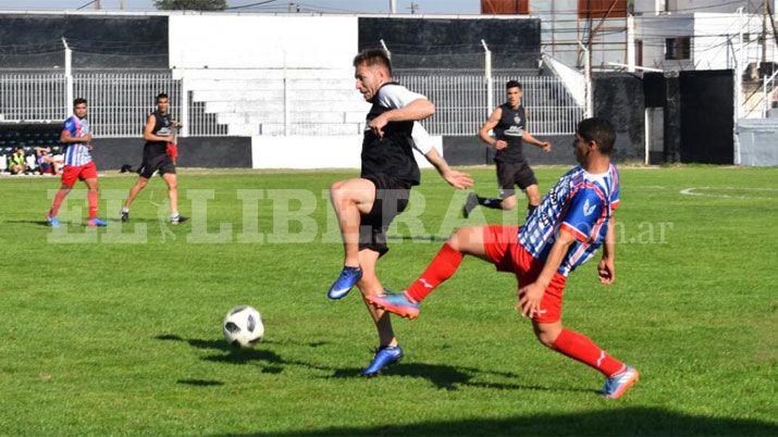 Central Coacuterdoba y Unioacuten Santiago empataron en un amistoso esta mantildeana