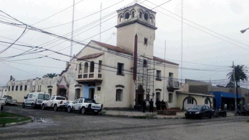 Apaleoacute a su esposa a sus hijos y amenazoacute de muerte a un vecino