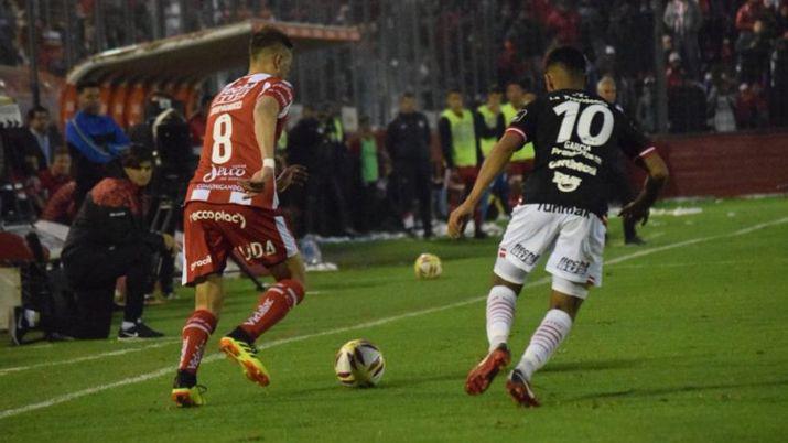 VIDEO Unioacuten no pudo subirse a la cima en Tucumaacuten