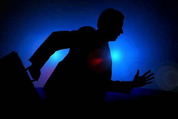 Convocan a un concurso literario nacional sobre cuentos policiales