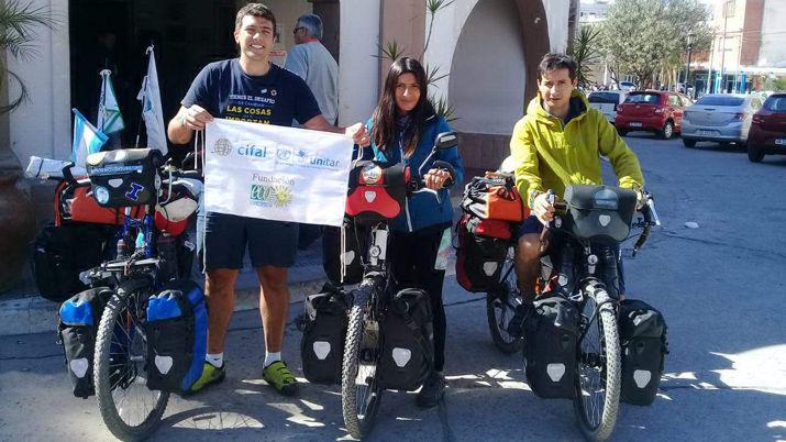 Ciclistas llevan al  mundo su mensaje de defensa del ambiente