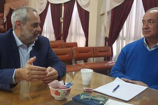 Acuerdan desarrollar en conjunto  el programa Prontar de arraigo rural 