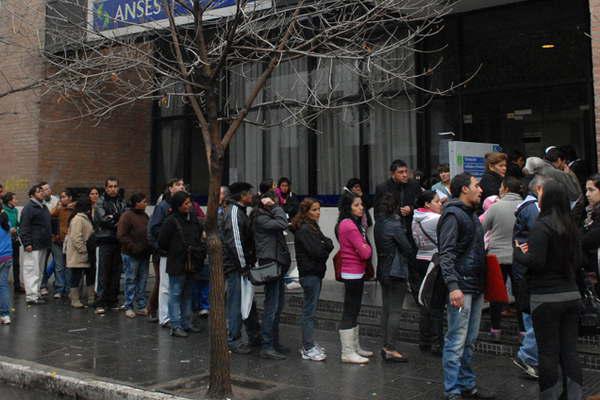 Presentaraacuten en la Justicia Federal denuncias por matrimonios falsos para captar pensiones