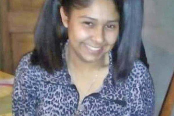 La joven Wanda desaparecioacute el jueves cuando iba al colegio- la encontraron asesinada